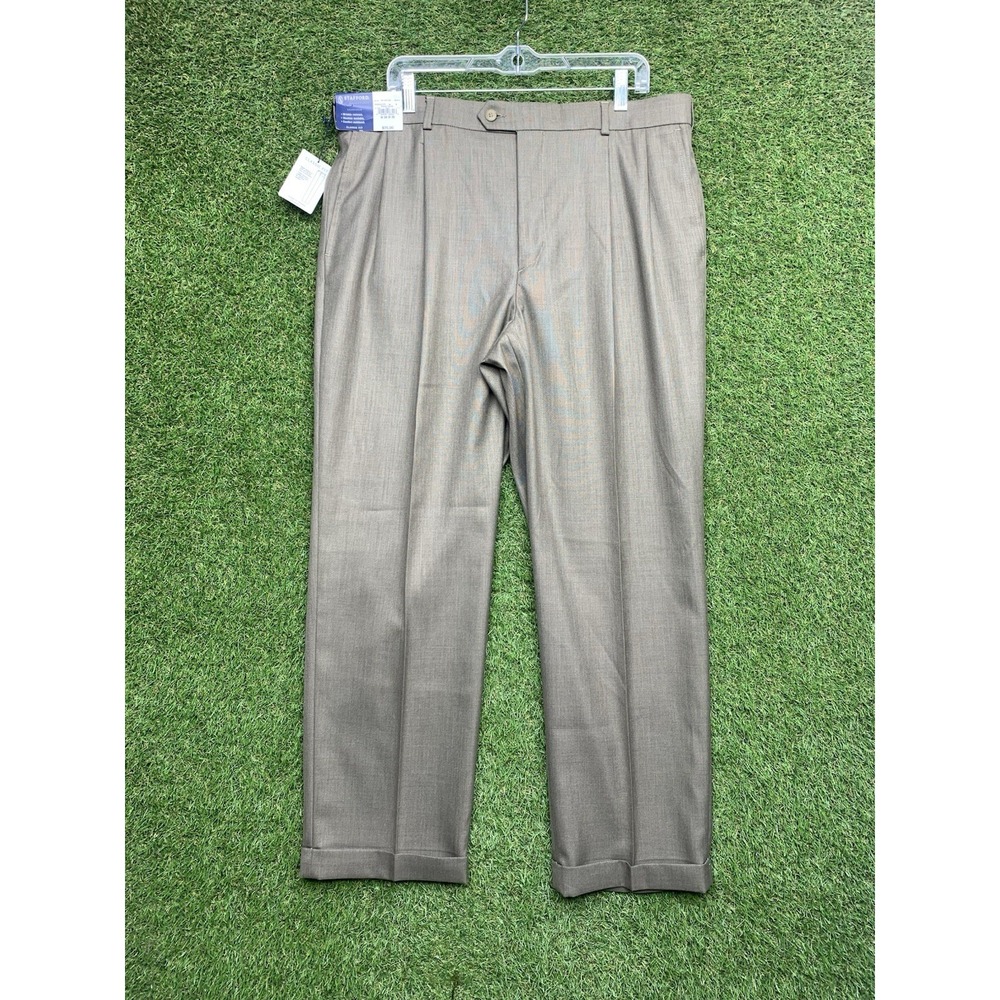 Stafford Travel Pants Mens 38x30 Cuffed Pleated British Khaki Classic Fit NWT